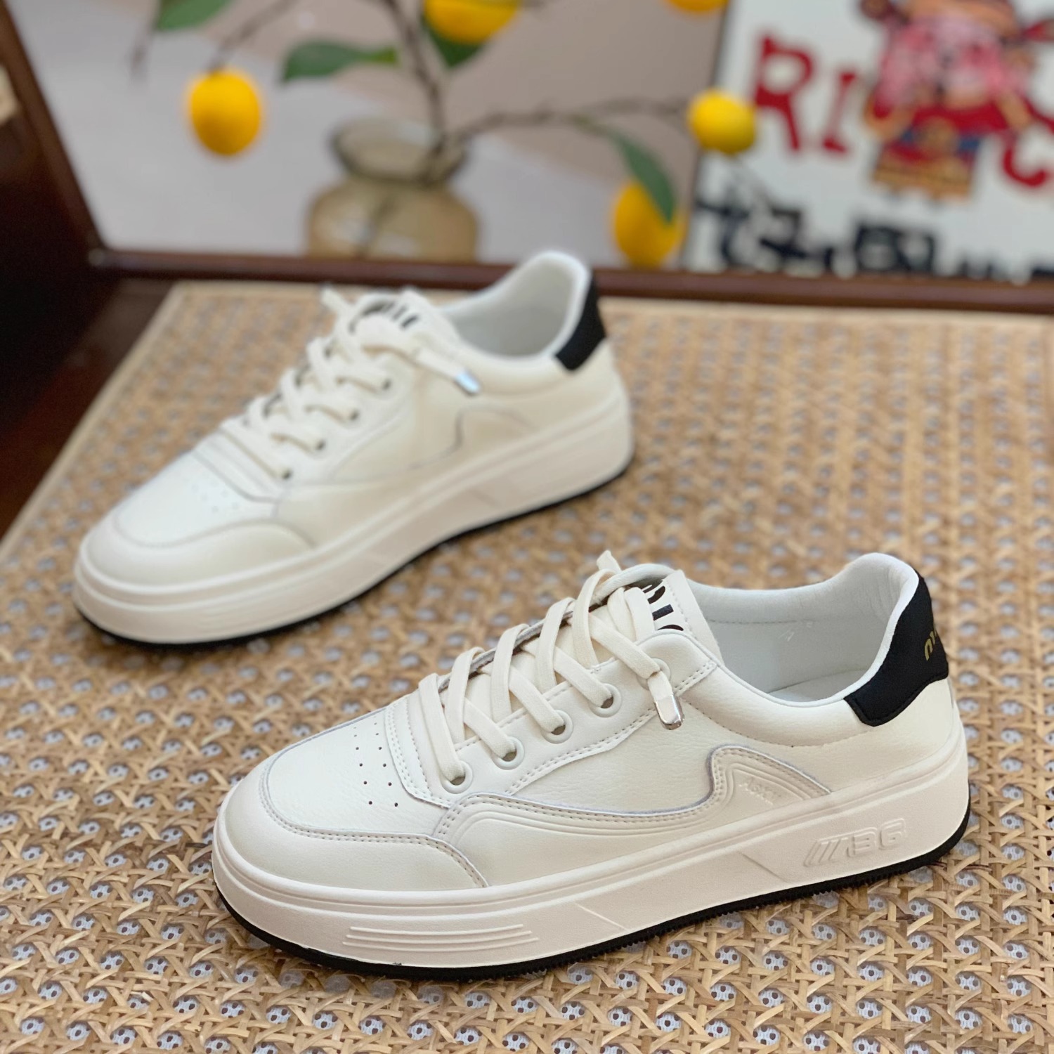 Weiße Damen Freizeitschuhe Aus Echtleder Mit Dicker Sohle_voghion.com