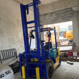 Ʒ]ԭbM܇r С3܇ KOMATSU 3 TONS  FORKLIFT