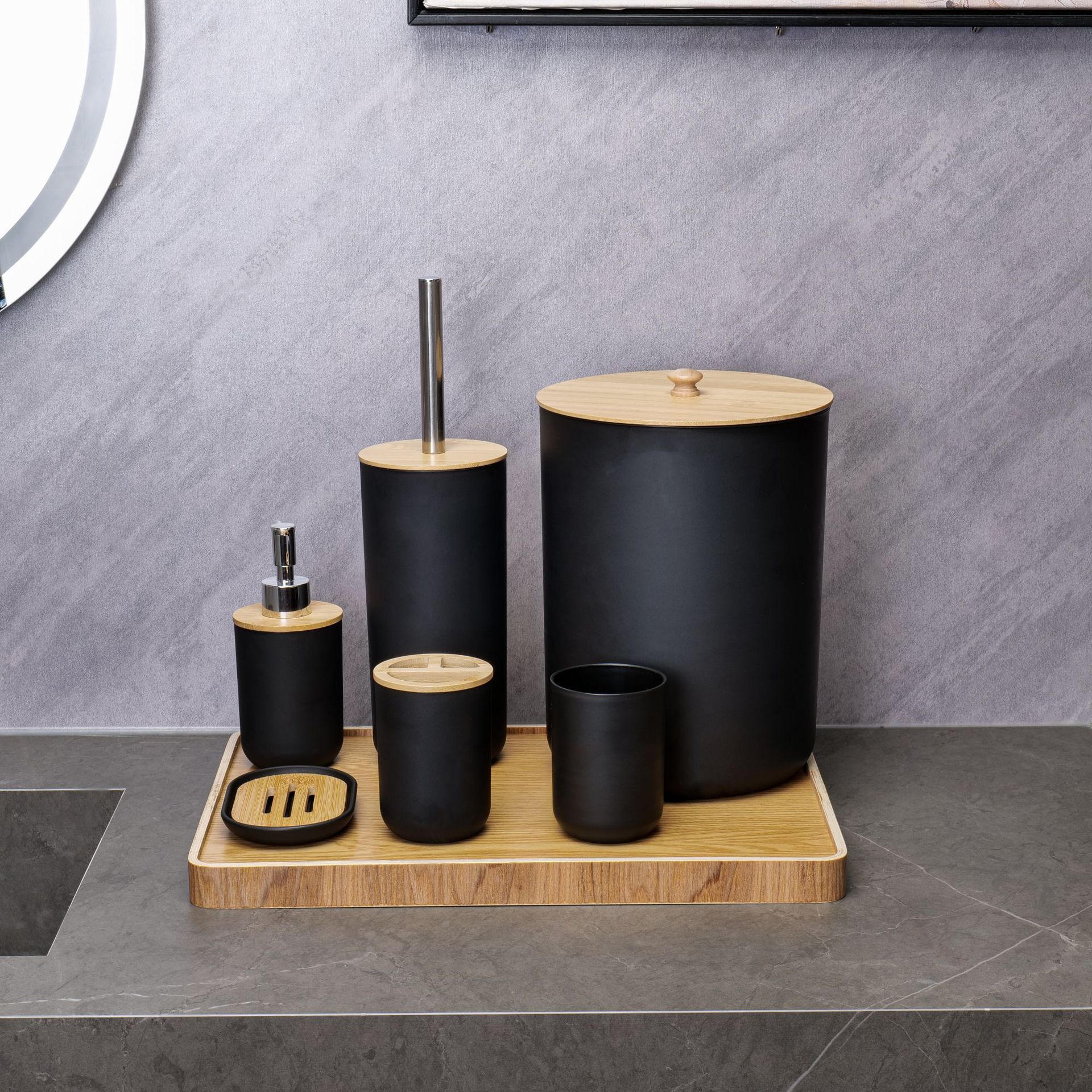 Venta caliente transfronteriza baño lavado de bambú y madera juego de seis piezas bomba de loción cepillo de dientes taza caja de jabón bote de basura productos ligeros de lujo de alta gama