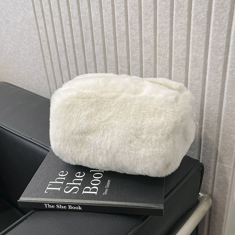 Бренд плюшевый ручной пенал, милый косметичка, новая коллекция