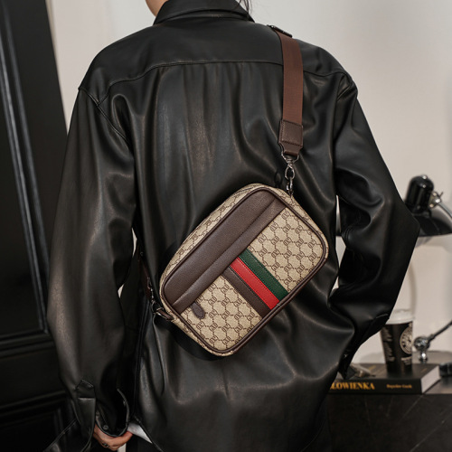 New Wholesale Leisure Fashion Mailman Crossbody Bag Korean Style Hip Bag Casual Backpack Men's Chest Bag Unisex Bag