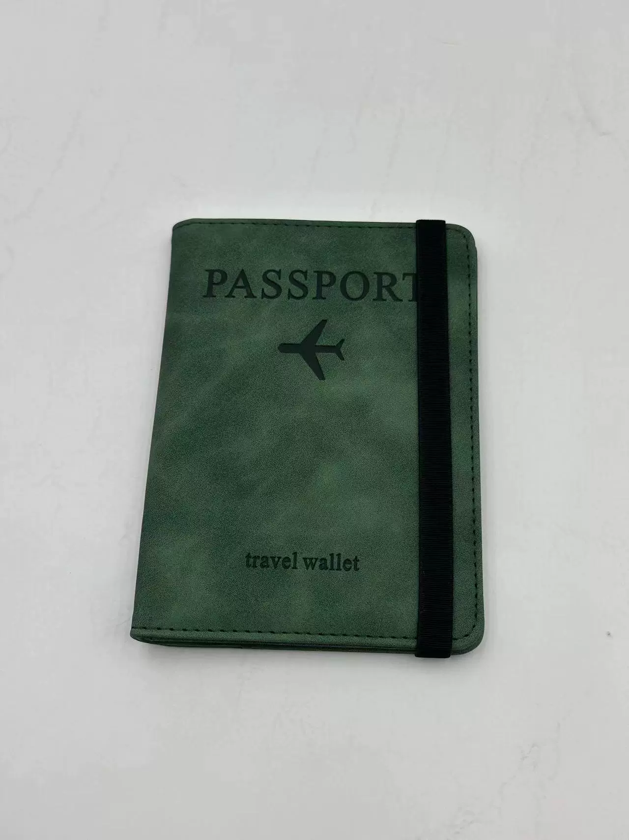 Passport Cover PU Travel Wallet, Universal Handheld Protective Case, 15 × 11 cm, Multi-Color