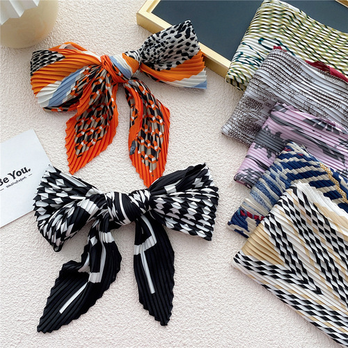 70 pleated silk scarf, small square scarf for women, spring, autumn and winter, fashionable, matching shirt, suit, hair tie, bag decoration