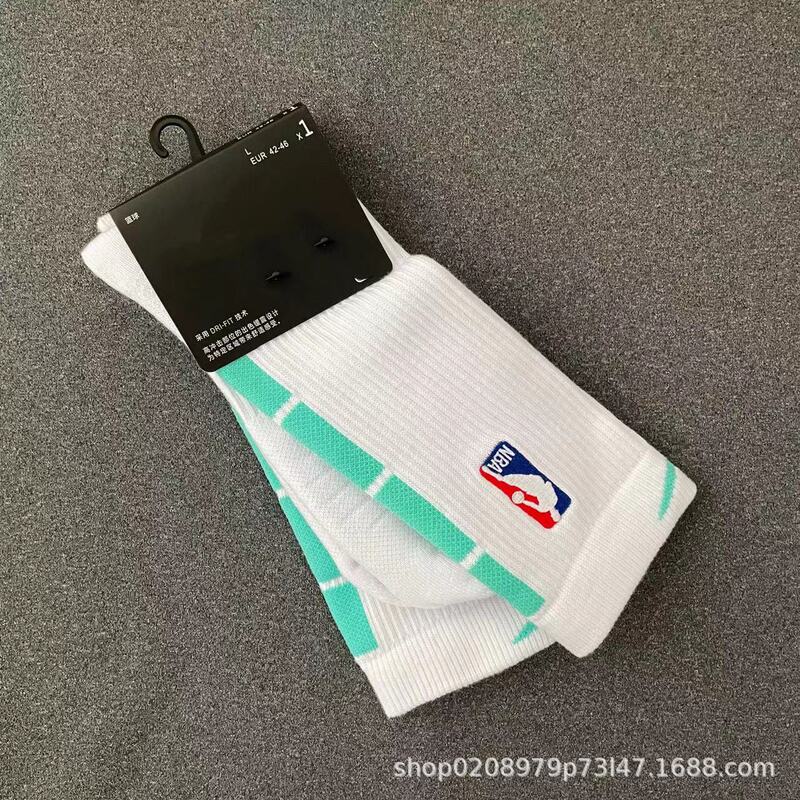 21新型nbaの長い筒のバスケットボールの靴下は刺繍します。|undefined