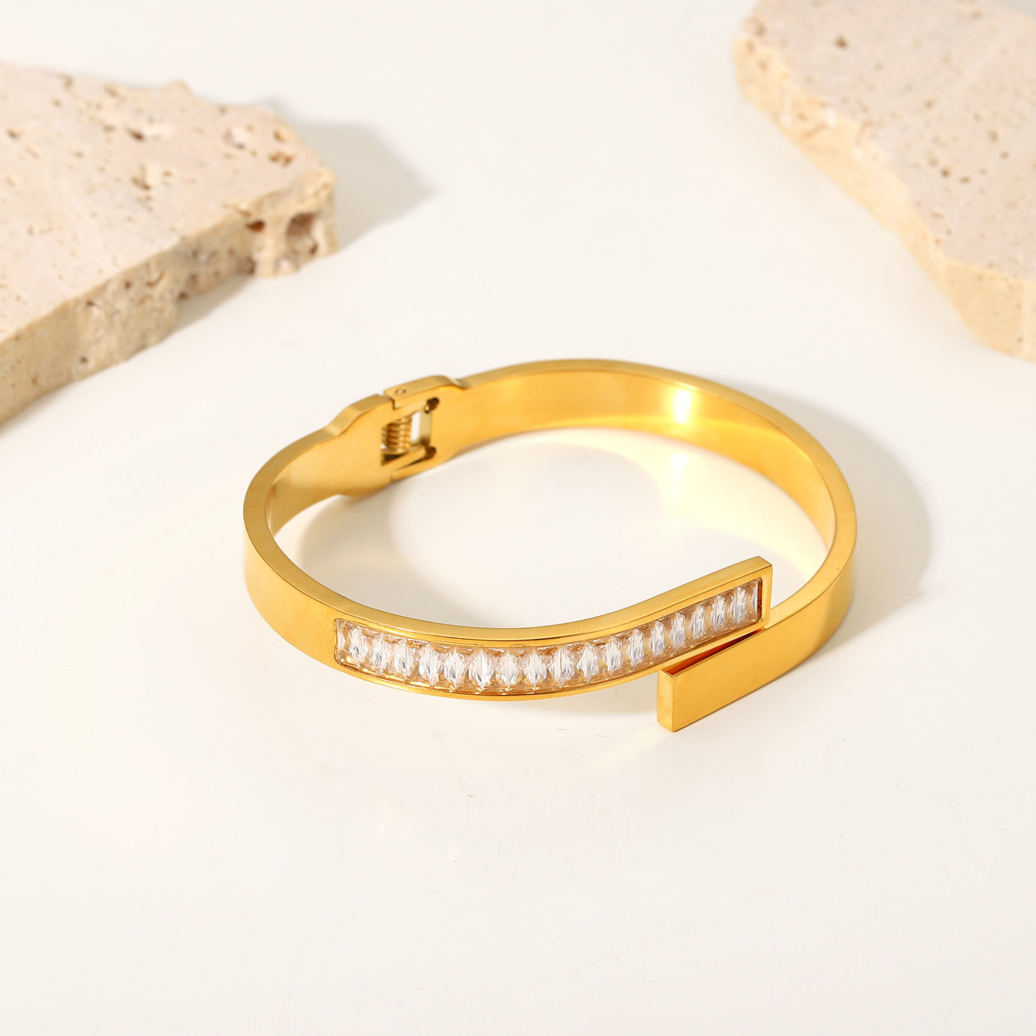 Fashion Simple Open Bracelet 18k Gold Stainless Steel Inlaid Zircon display picture 5