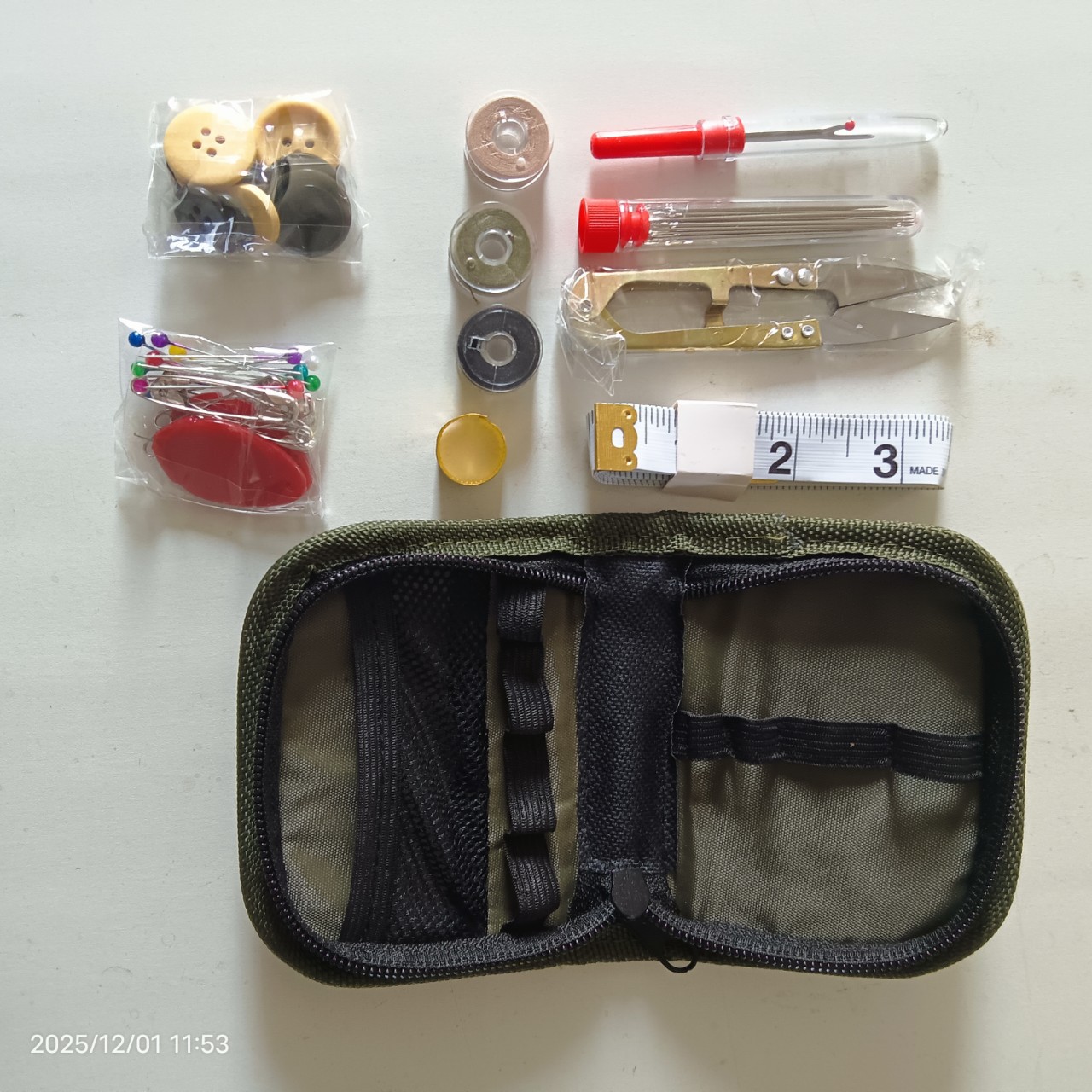 跨境新品便携针线盒居家实用质量好针线包手工diy缝纫工具收纳包