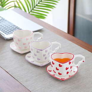 �ɐۄ����ɫ���Ŀ��ȱ�����Ůˮ��С�������L���²������մɱ���