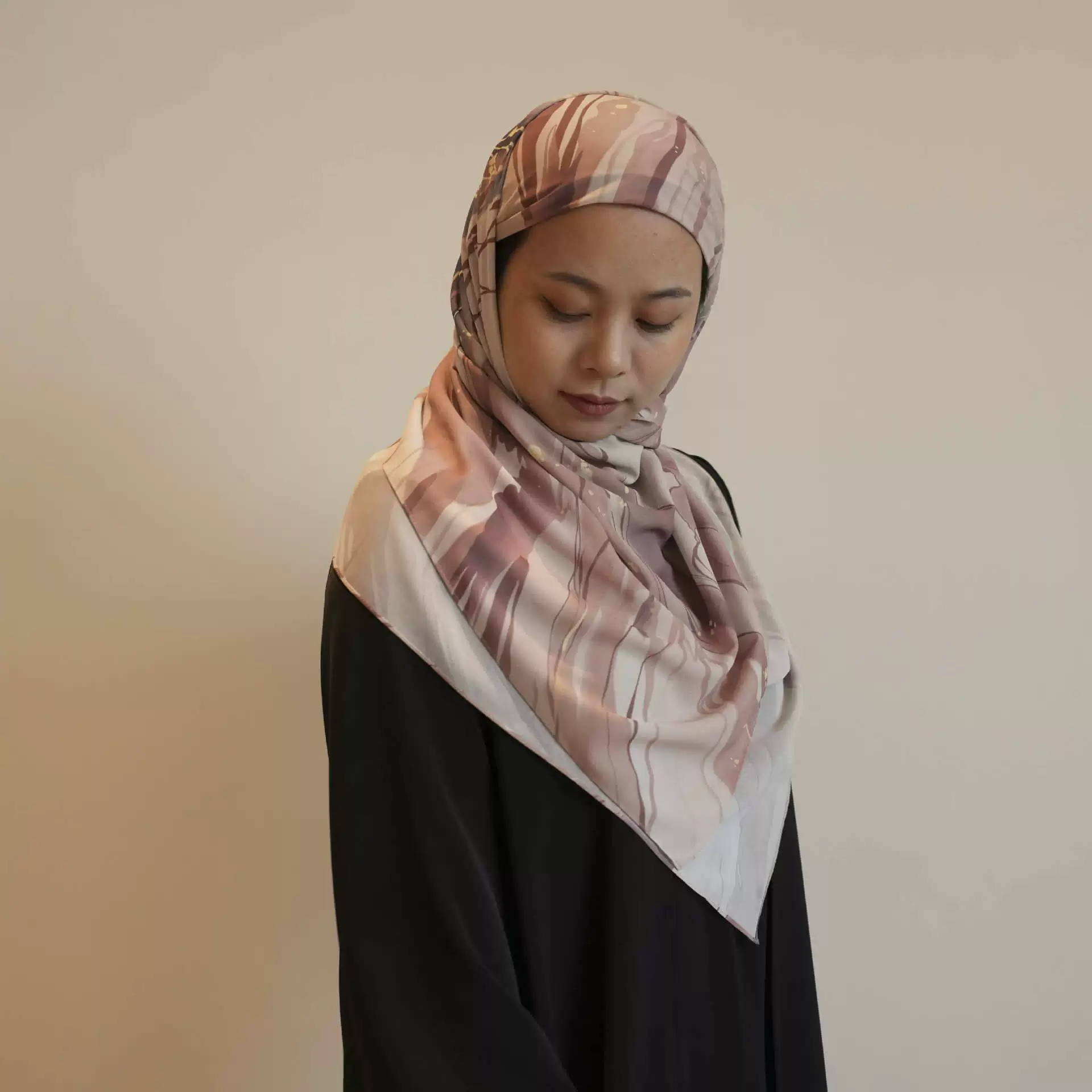 Bofu 2025 Cross-border Golden Flow Sand Earth Color Square Hijab tie printed head scarf