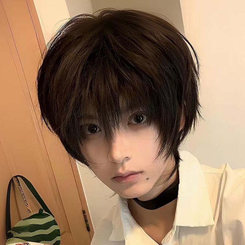 Bole wig men's short hair black Brown Japanese youth feeling natural fluffy Internet celebrity handsome Zhengtai cos full head cover