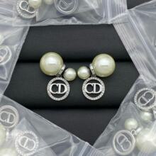 �ϼ�D�Ҷ��CD��ĸ��С�����ᔕr�Џ͹Űٴ���|���Ʒ���S���l