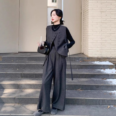 初秋穿搭高级感套装女设计感小香风马甲阔腿裤气质盐系轻熟三件套