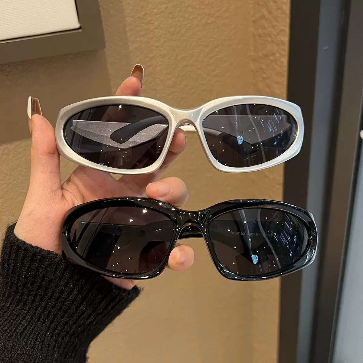 Y2K猫眼墨镜男女款高级感眼镜科技感太阳镜防紫外线骑行银色护目