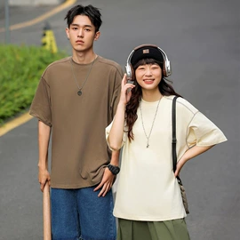 运动裤;运动T恤;健身服