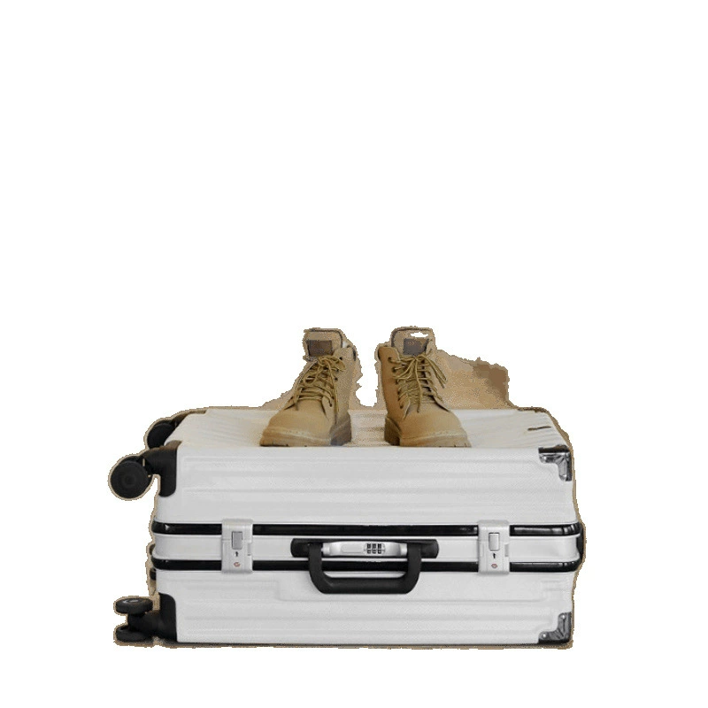 Прочный универсальный чемодан для мужчин и женщин