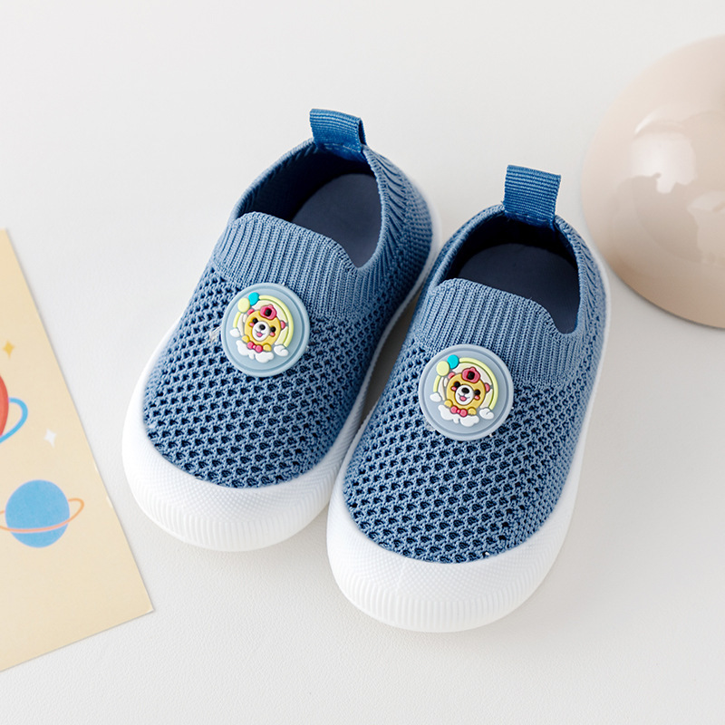 Nuevos zapatos para bebés con suela suave para bebés 1 - 13 años de verano antideslizante zapatos transpirables zapatos de tejido volador