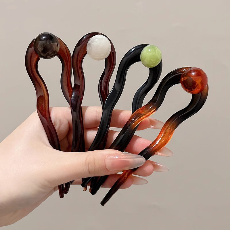 2025 primavera nuevo curry bola ondulación en forma de U pinzas de cabello para mujeres nuevo estilo chino tocado de estilo chino joyas de cabello variadas