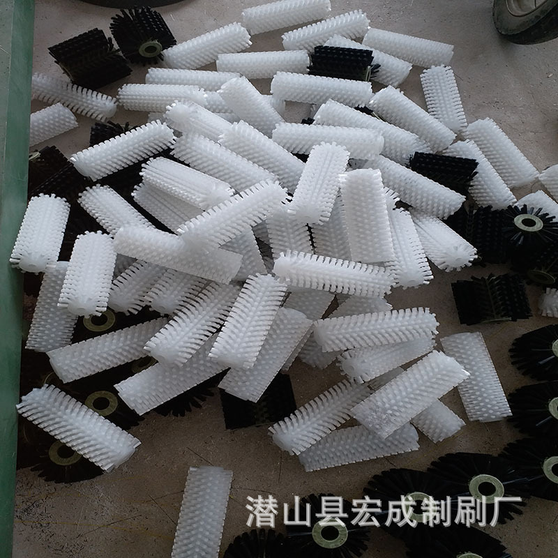 工业毛刷辊滚筒刷小型尼龙刷尼龙丝毛刷辊清洗毛刷辊缠绕机械