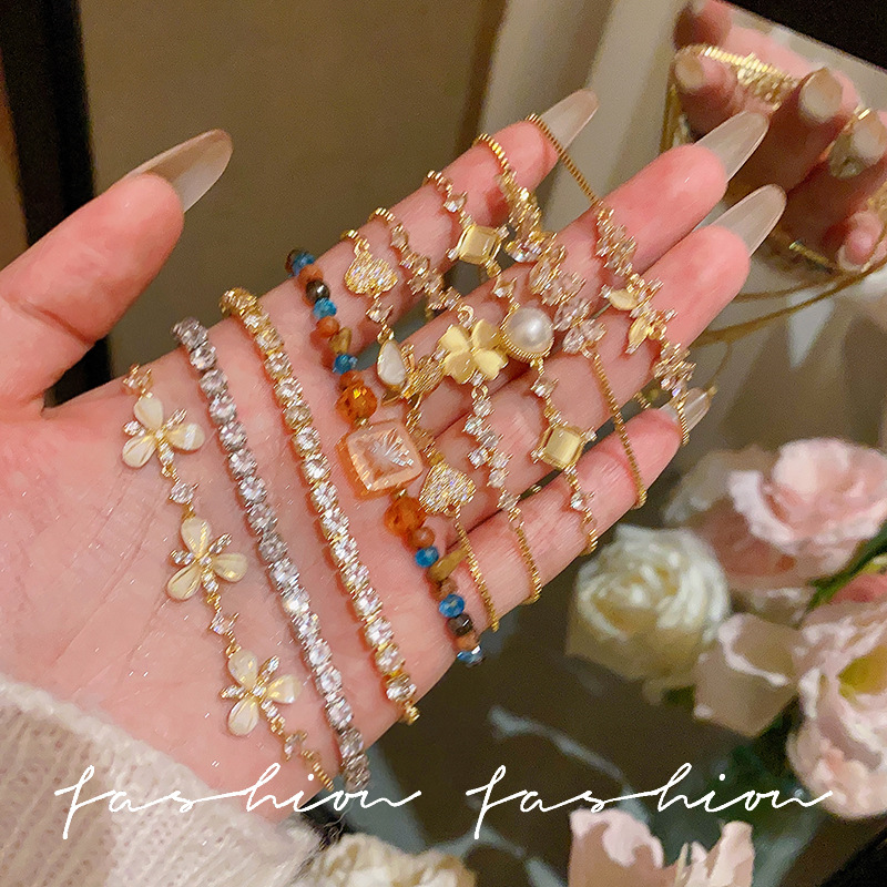 超仙微镶锆石蝴蝶结手链女高级感轻奢水晶手串爆款精致抽拉式手饰