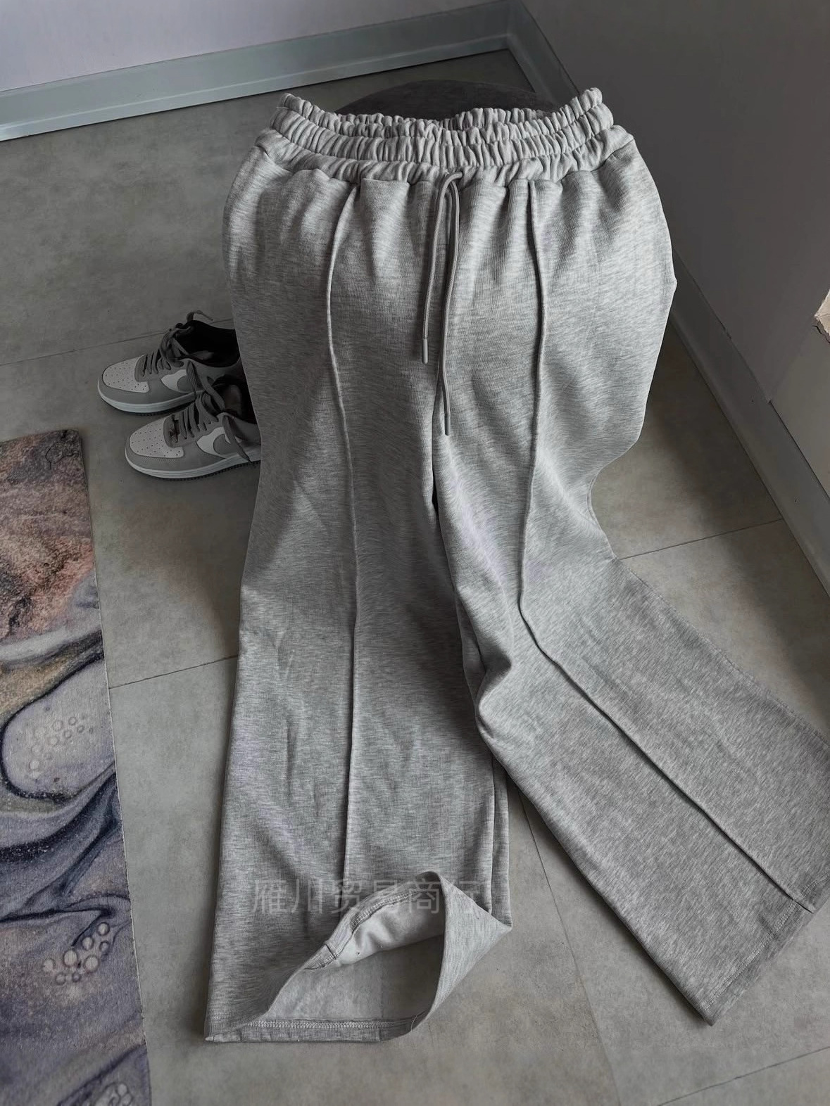 Europa y los Estados Unidos transfronterizos otoño y invierno gris pesado pantalones sueltos para mujeres al aire libre pantalones de piernas de calzado casuales image 6