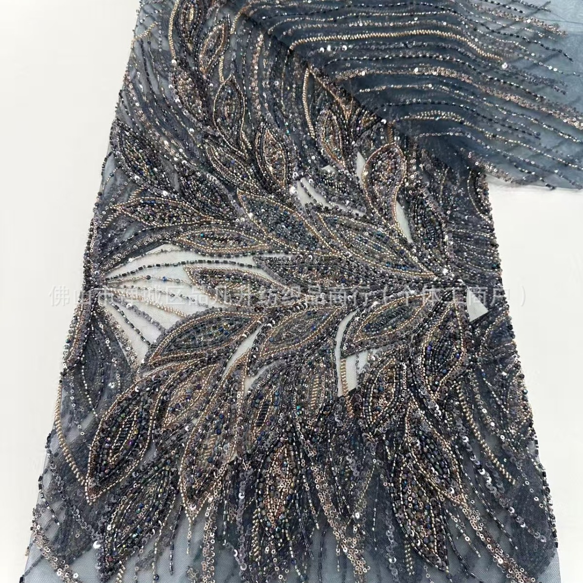Tejido de flores tridimensionales industria pesada Tejido de bordado de perlas Tejido de bordado de sequilla Tejido de vestido de moda de alta calidad transfronterizo
