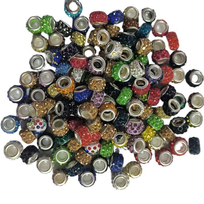 7*12mm agujero de aire incrustado diamante agujero grande perlas 5mm agujero Shambala perlas de arcilla suave Bola de taladro granos blancos y negros B44