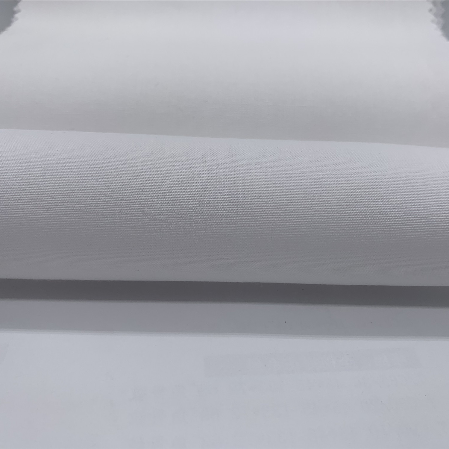 Textiles sostenibles al por mayor sin costuras de algodón blanco plano camisa de hombre image 3