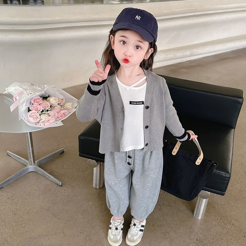 女童韩版秋装三件套2023新款中小童时髦洋气针织外套T恤长裤套装