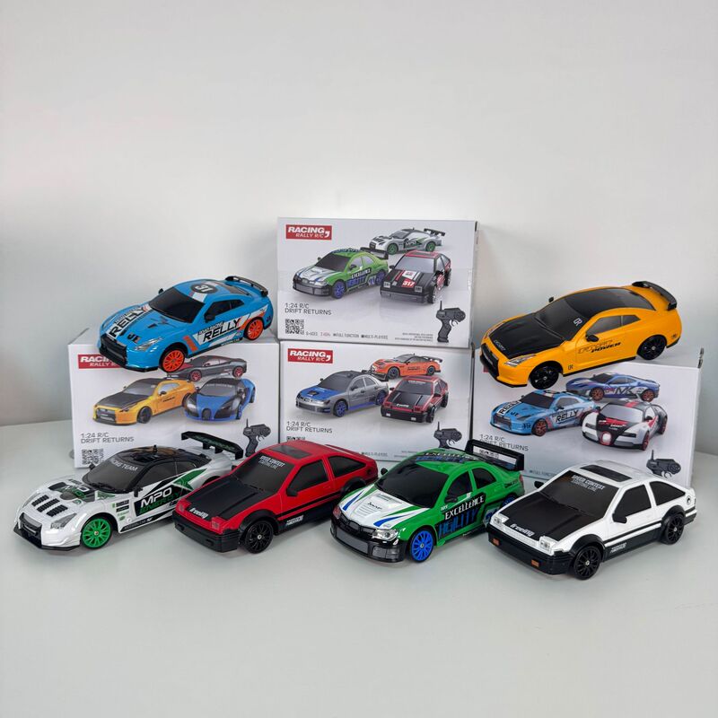 Cross-Border 1:24 Drift Remote Control Car Small Four-Wheel Drive Racing Car Rechargeable High-Speed Children's Toy Car Model Wholesale