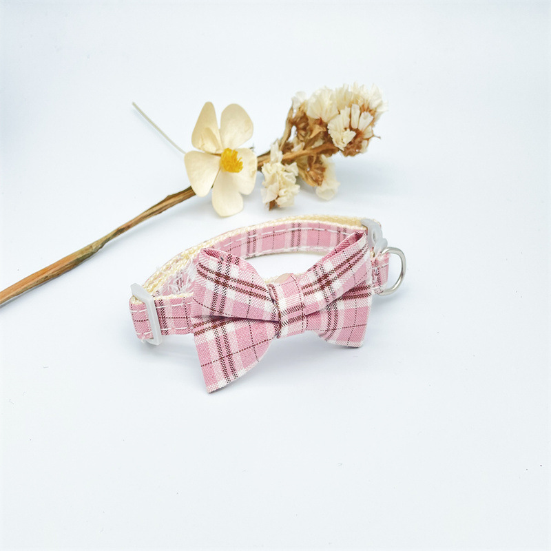 Collar de mascotas pequeño perro cuadrado collar de campana gatos collar de arco nuevos productos transfronterizos fabricantes al por mayor