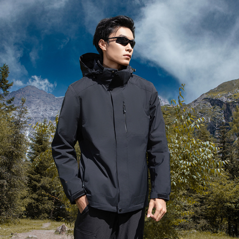 Ropa de asalto al aire libre para hombres de alto nivel otoño y invierno 3 - en - 1 ropa de montaña caliente a prueba de salpicaduras sin flúor nueva mujer