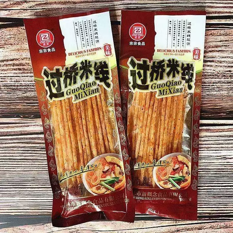 Zongzong еда мост рисовая лапша пряные полоски после 8090 детская ностальгия глютен ароматные длинные острые чипсы закуски вегетарианские