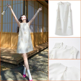 时尚休闲套装;连衣裙;其他短外套