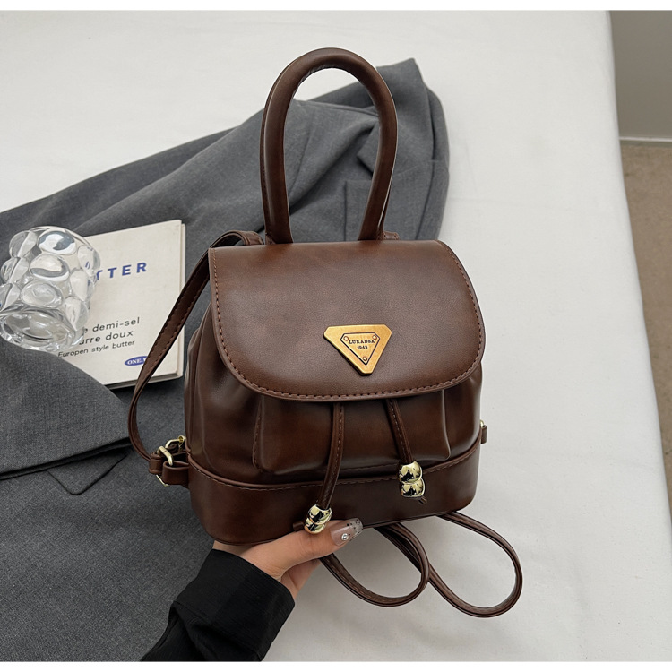 This is a new, stylish, mini, lightweight and cute shopping backpack for girls in the autumn of 2024 undefined