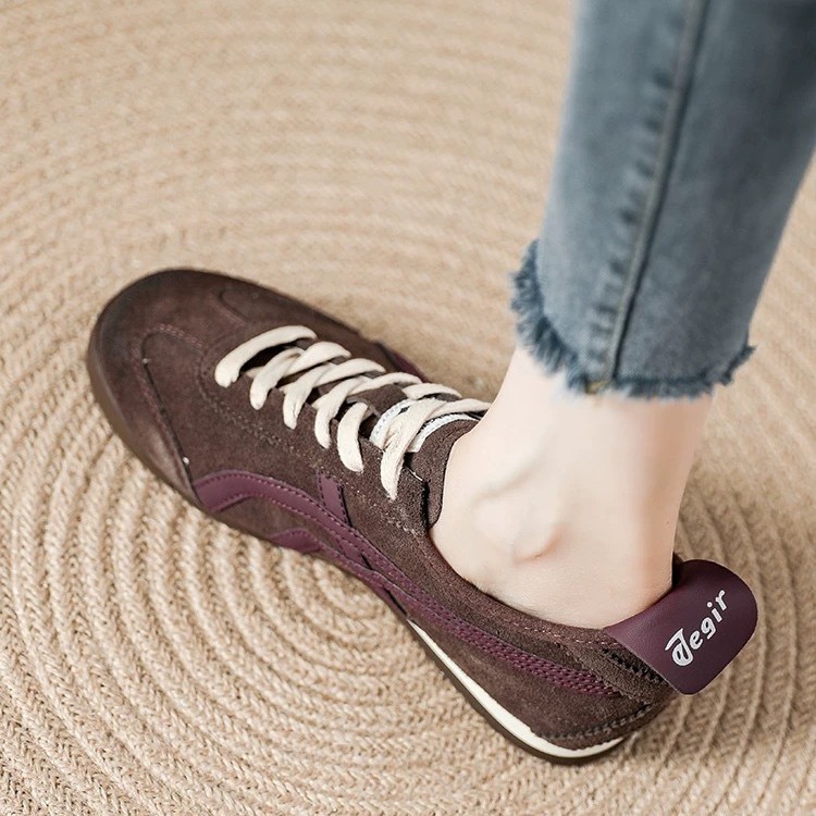 2026 primavera y otoño nueva cabeza redonda con lazos casuales de zapatos de entrenamiento de zapatos de entrenamiento de mujeres zapatos de skate retro