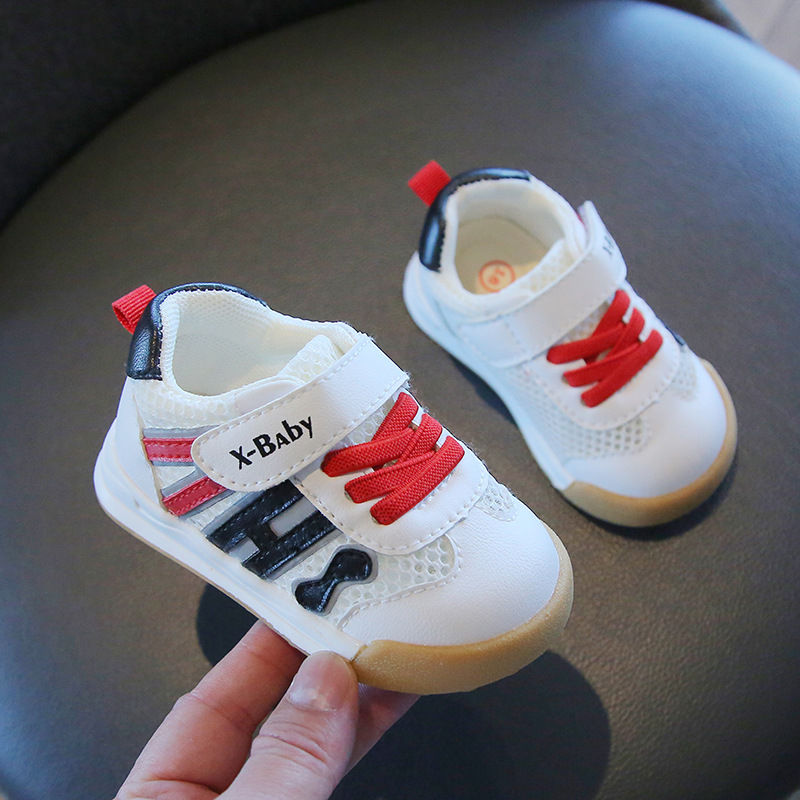 Zapatos de bebé de fondo suave para niños de primavera y verano Zapatos de bebé para niñas 0-1 años de edad zapatos de malla de Bebé Zapatos de moda casual para niños
