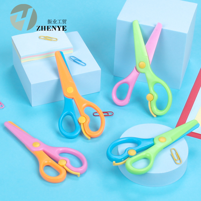 Wholesale PP anti-pinch art scissors for kindergarten hand-cut mini stationery safety scissors
