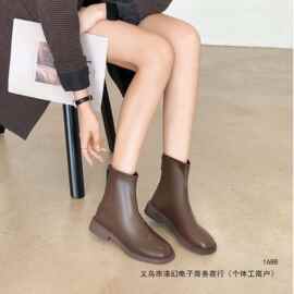 马丁靴女2026秋冬新款平底短靴百搭网红方头切尔西靴ins潮瘦瘦靴