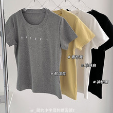 �̽�С��ĸ�A�I����Ů�����¿ɫ�ٴ�����e���s�r������T��