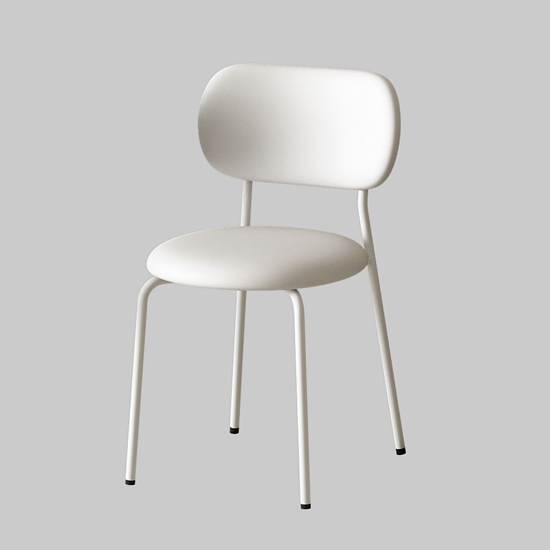 Silla de respaldo nórdica simple y moderna silla de comedor casera de lujo ligera medieval silla de viento de crema mesa de comedor silla de ocio