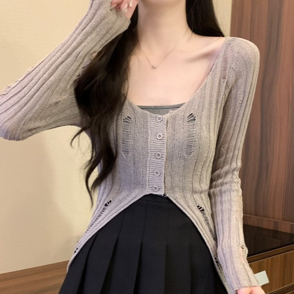 회색