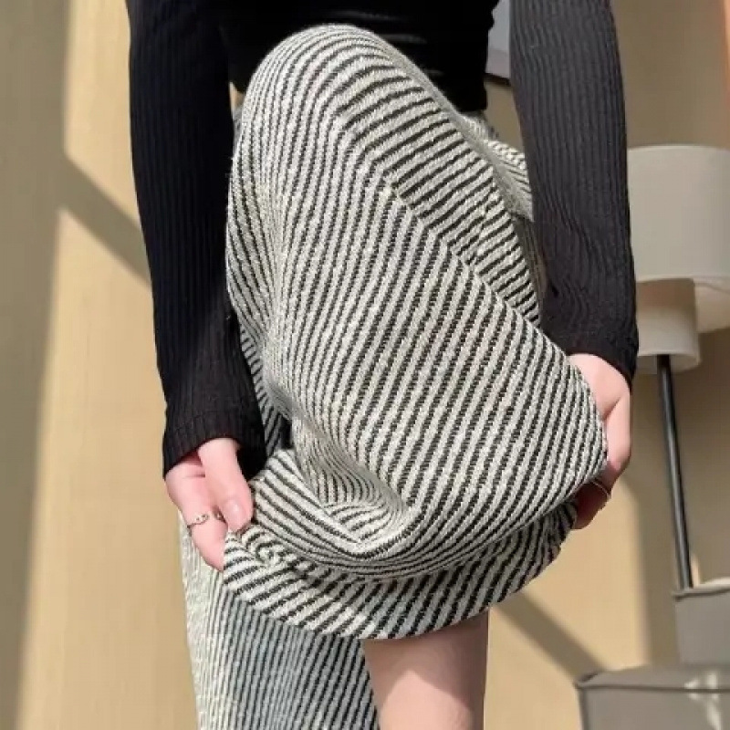 阔腿裤女春秋2025新款垂感宽松bf慵懒黑白斜条纹休闲直筒运动裤夏|undefined