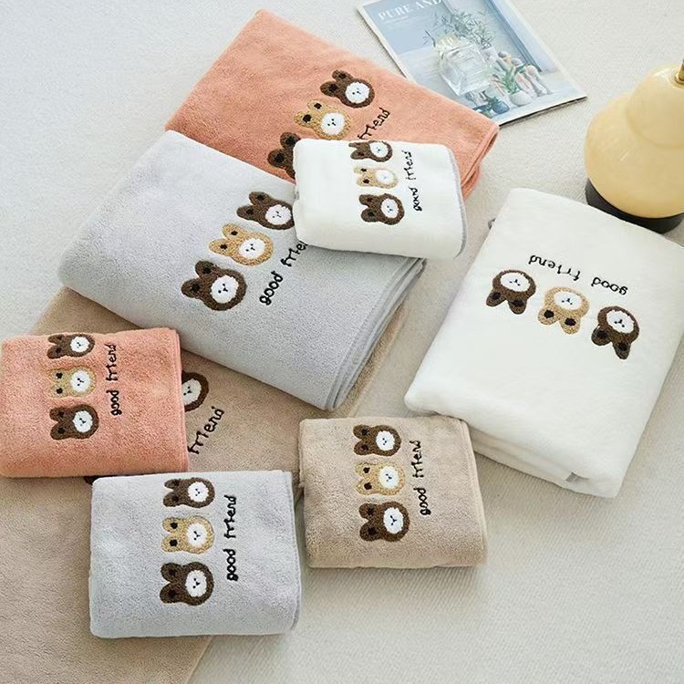 Ręcznik kąpielowy z polaru koralowego, chłonny, domowy, z uroczym haftem w trzy owce, pamiątka z supermarketu_voghion.com