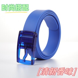 �¿�羳�F؛���z��ɫᘿ�Ůʿ�����b��|ͨ�ڕr��Ƥ��Ůʿ�r��