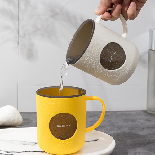 Double-layer contrasting color mouthwash cup, household bathroom toothbrushing cup with handle, cute couple cup, drop-resistant toothbrushing cup