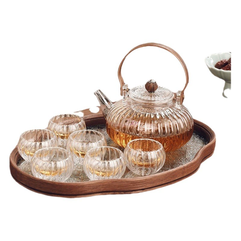 Стеклянный чайник
