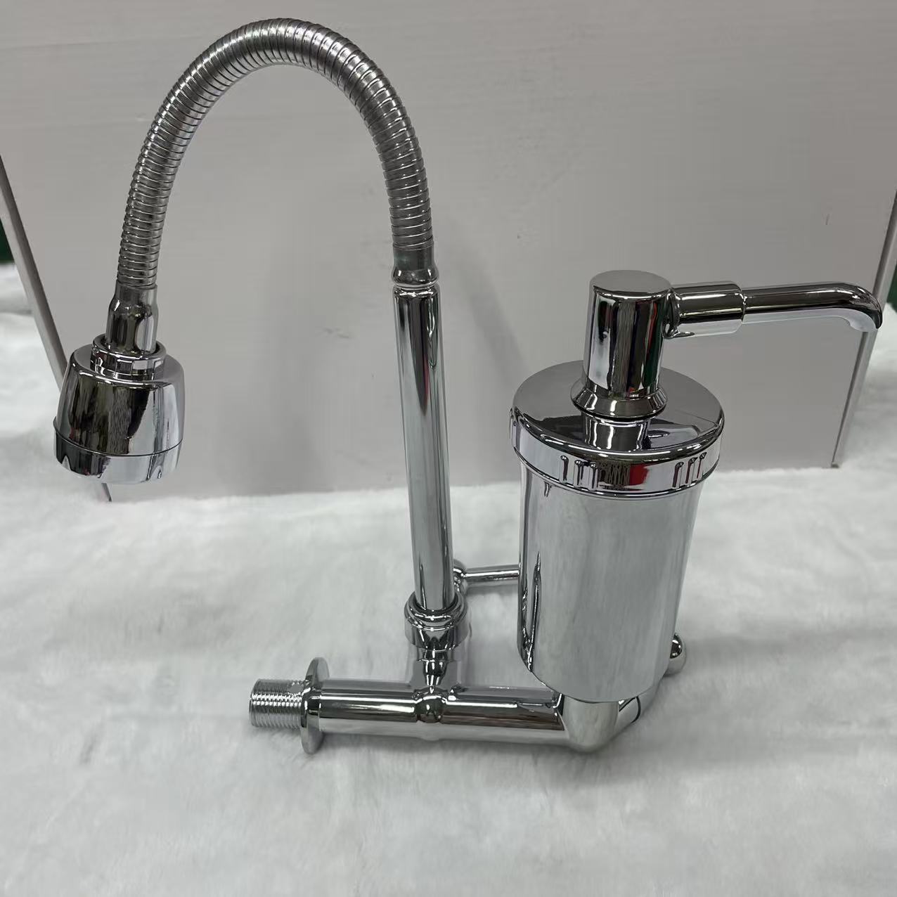 South American Brazilian Kitchen Water Purification Filter Faucet Household Sink Sink Sink Single Cold Plastic Water Nozzle