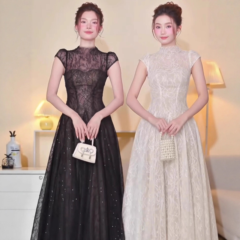 2026 Autumn/Winter Round Neck Lace Sequin Dress with Short Sleeves and Long Gown Style