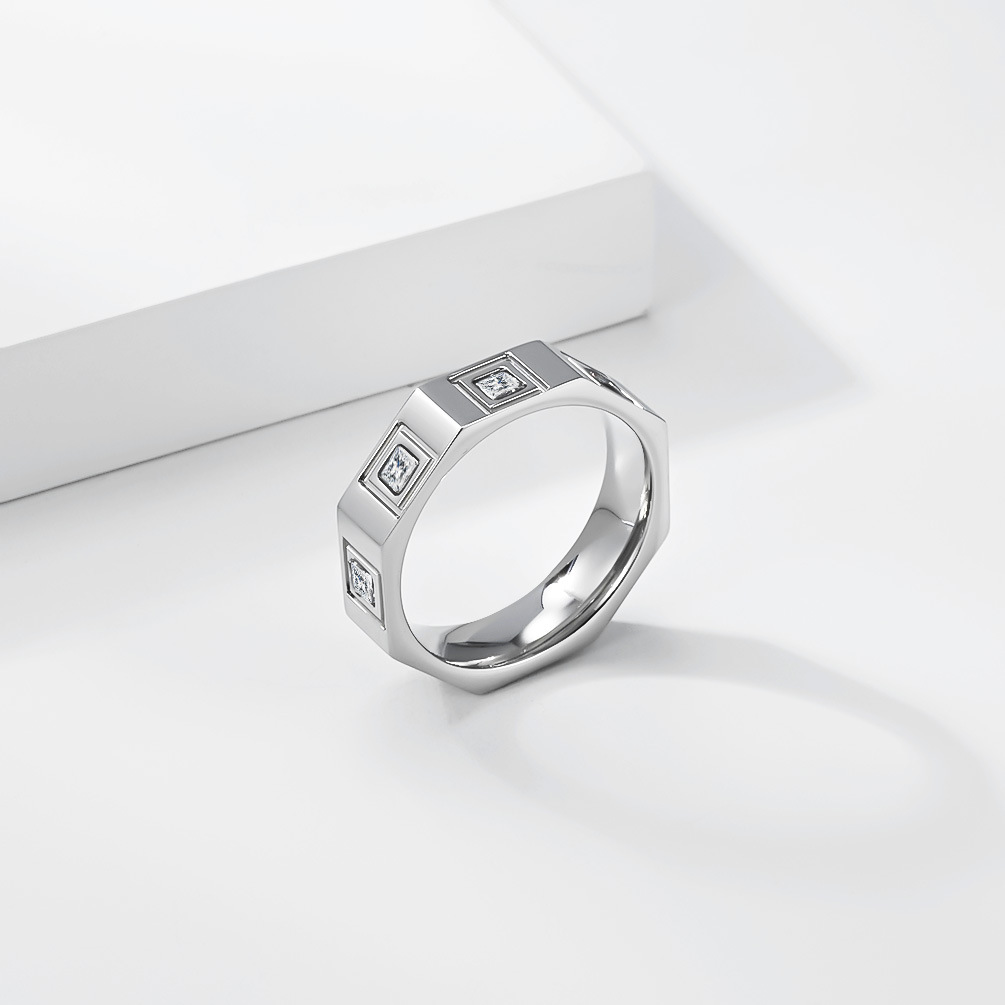 Bague unisexe géométrique 8 faces incrustée de diamants titane_voghion.com