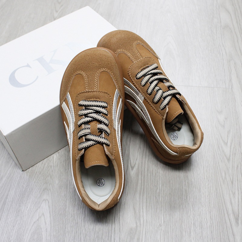 德训鞋女款2025春季新款复古板鞋运动休闲潮流百搭平底鞋透气ins