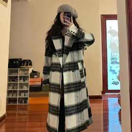 格子英伦时尚大衣女秋冬季新款今年流行感中长款毛呢外套